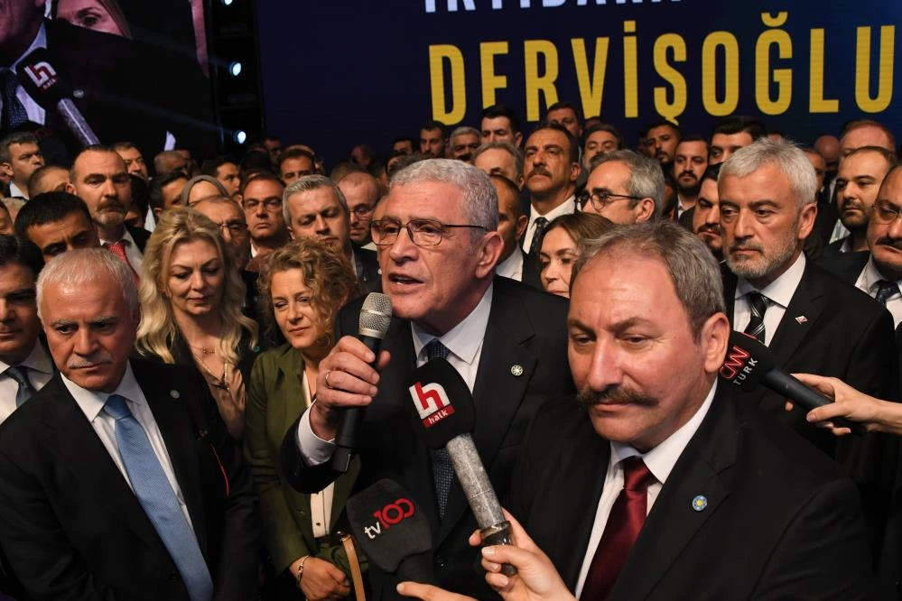 İYİ Parti'de yeni genel başkan: Müsavat Dervişoğlu