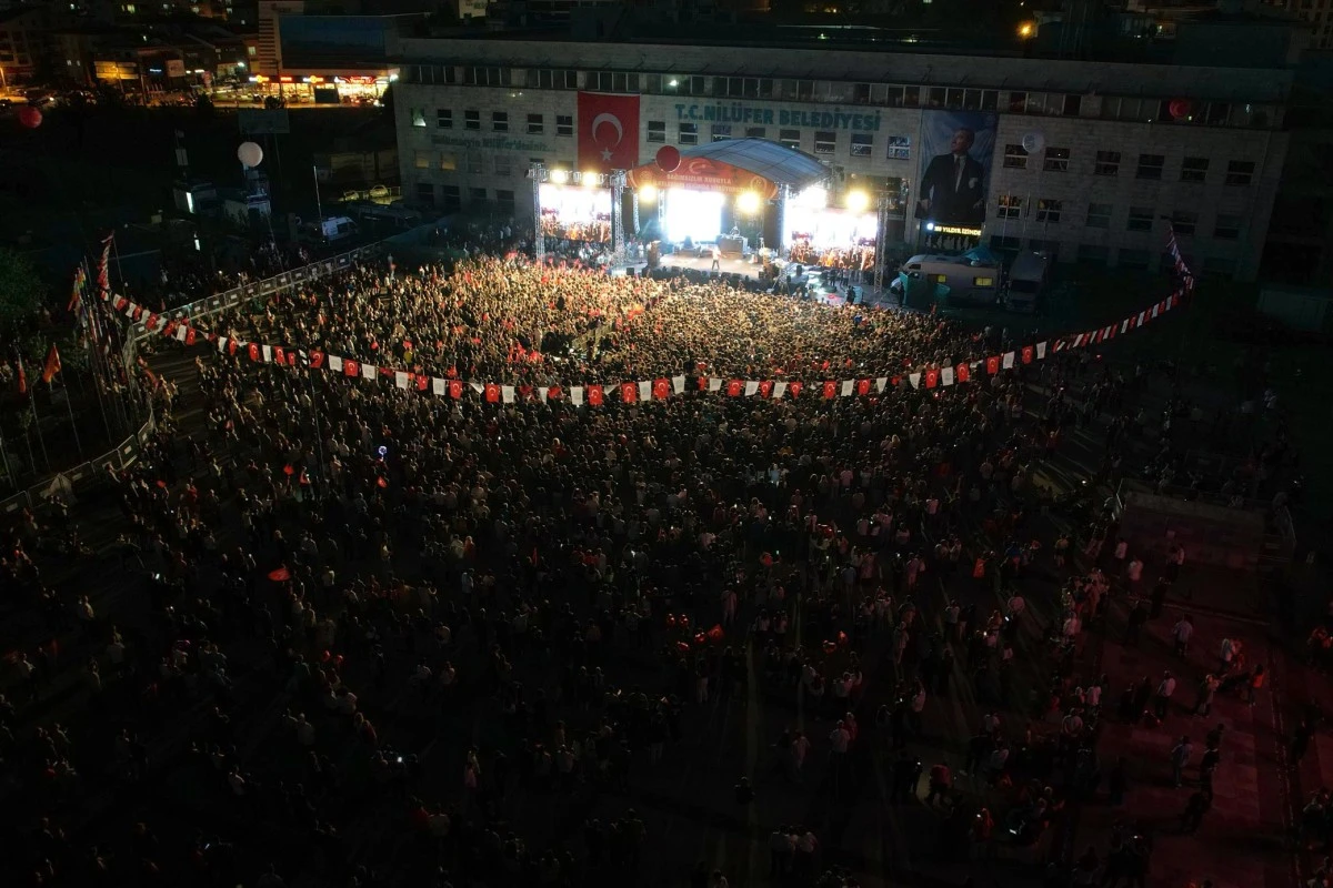 Nilüfer’de 19 Mayıs Bayramı coşkusu / Yürüyüş ve Ceza konseri
