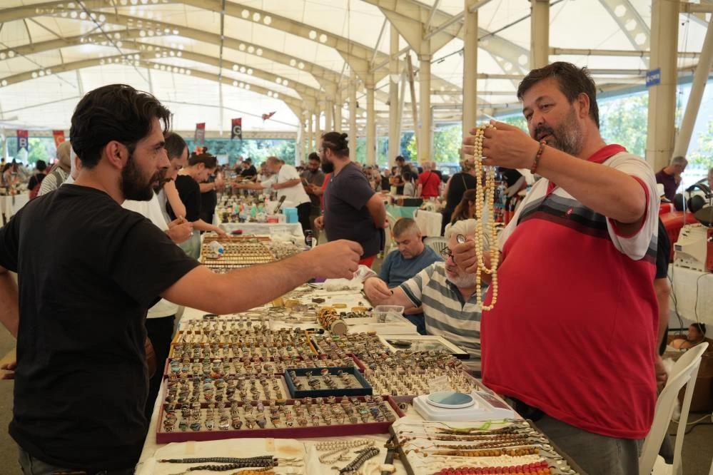 Türkiye'nin antikacıları Bursa'da buluşmaya devam ediyor!