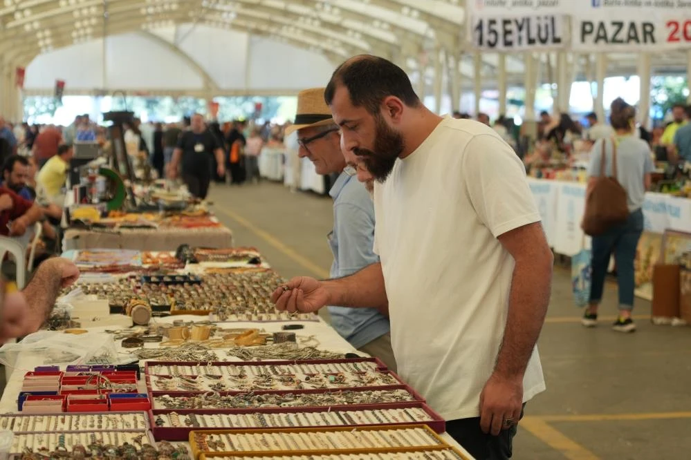 Türkiye'nin antikacıları Bursa'da buluşmaya devam ediyor!