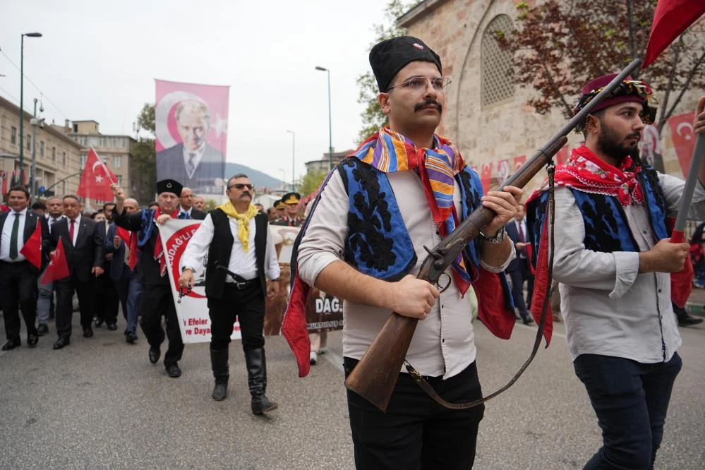 Bursa'nın düşman işgalinden kurtuluşu coşkuyla kutlandı