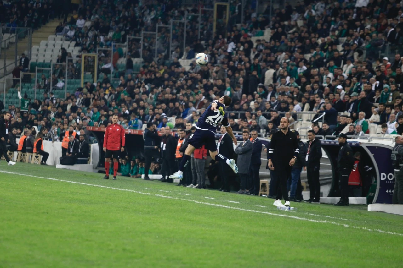 Ziraat Türkiye Kupası Bursaspor - 7 Eylül Turgutlu 1984 karşılaşmasında ilk yarı