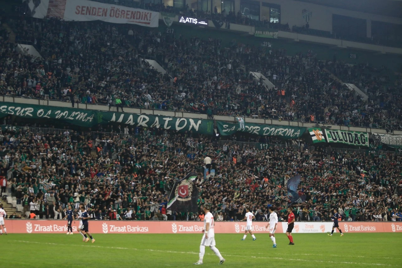 Ziraat Türkiye Kupası Bursaspor - 7 Eylül Turgutlu 1984 karşılaşmasında ilk yarı