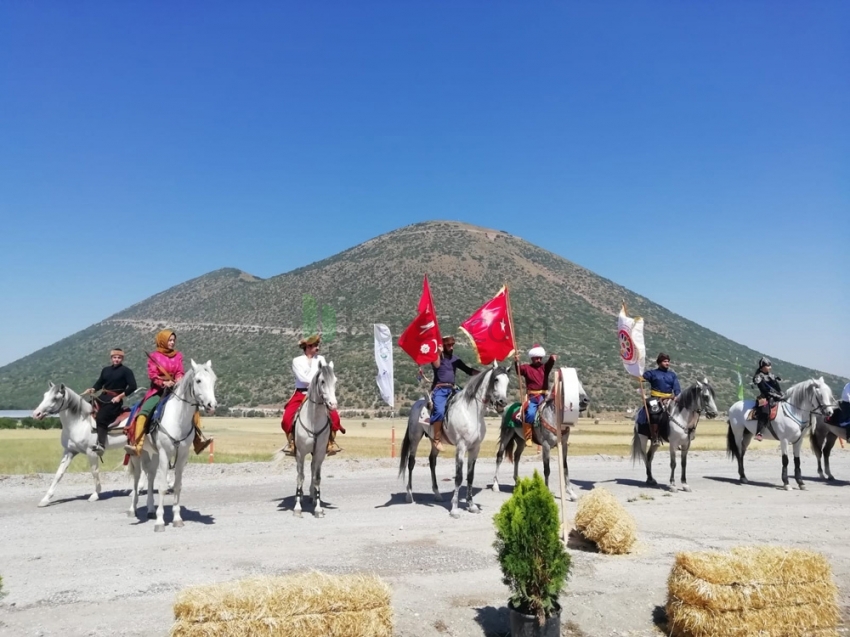 Atlı Okçuluk Türkiye Şampiyonası Doğu Grubu müsabakaları başladı