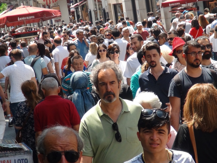 Taksim’de bayram yoğunluğu