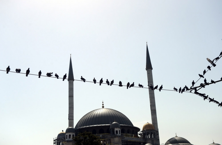 İstanbul’un yeni incisi Taksim’e güzellik katıyor