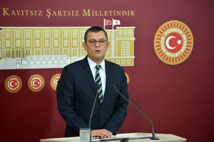 CHP’li Özel HDP’yi topa tuttu