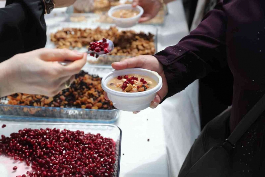 10 bin kişilik aşure ikramı