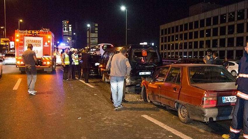 İstanbul'da trafik kazaları: 3 yaralı