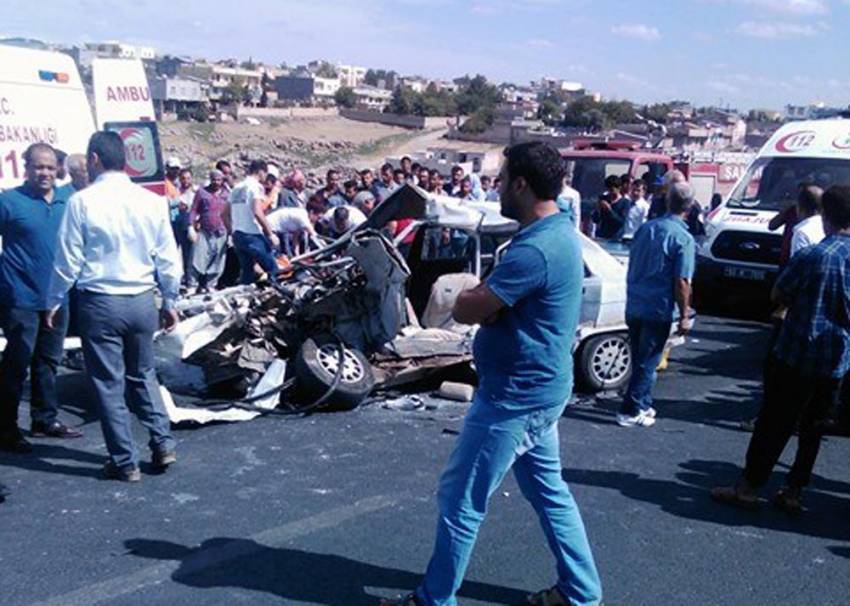 Şanlıurfa’da feci kaza: 2 ölü, 5 yaralı