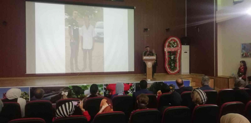 Şehitleri anma programında gözyaşları sel oldu