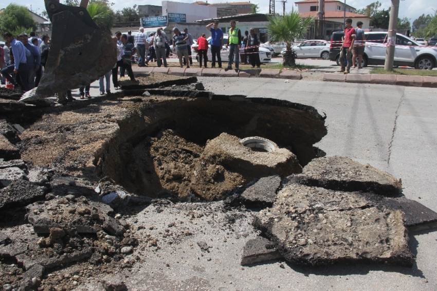 Bunun nedeni deprem değil yağmur