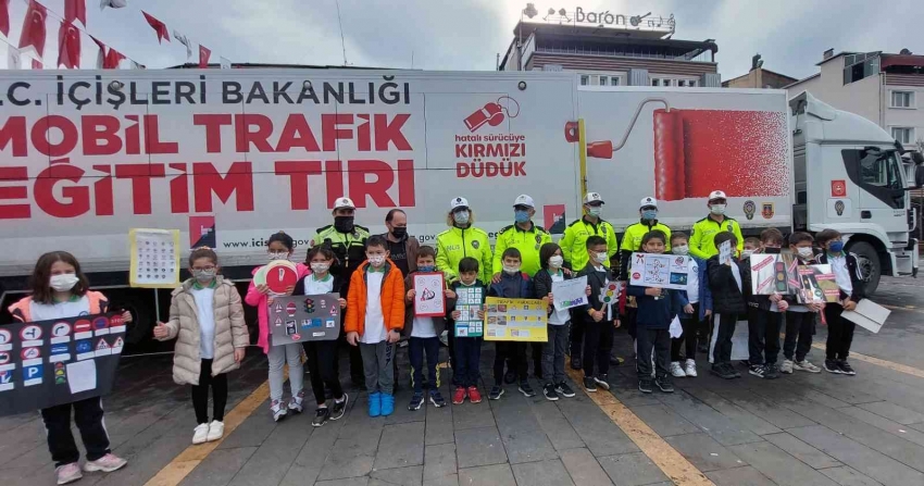 ’Mobil Trafik Eğitim Tırı’ Giresun’a geldi