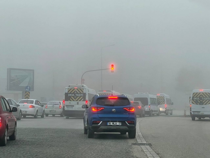 Bursa’da yoğun sis etkili oldu