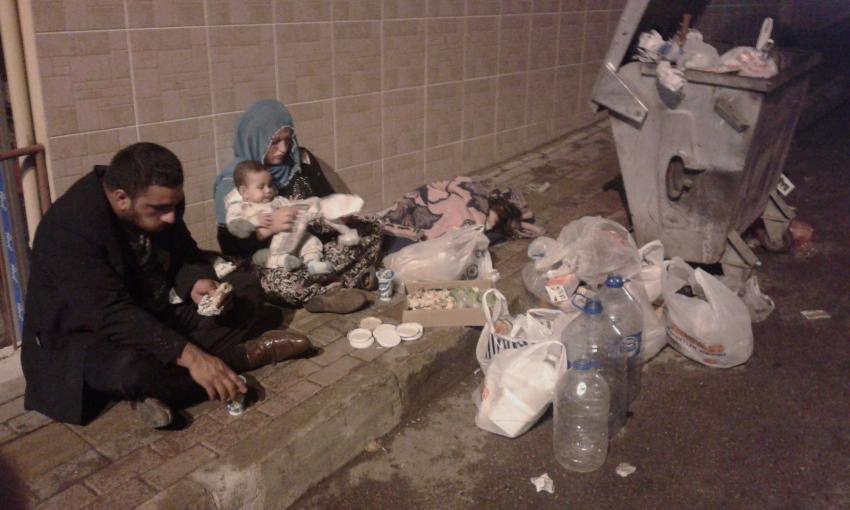 Bursa’da büyük dram! Bir aile çöpten besleniyor (ÖZEL HABER)