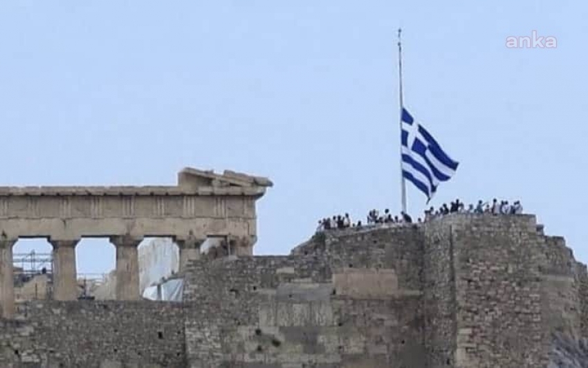 Ayasofya ibadete açıldı Yunanistan'da bir günlük yas ilan edildi