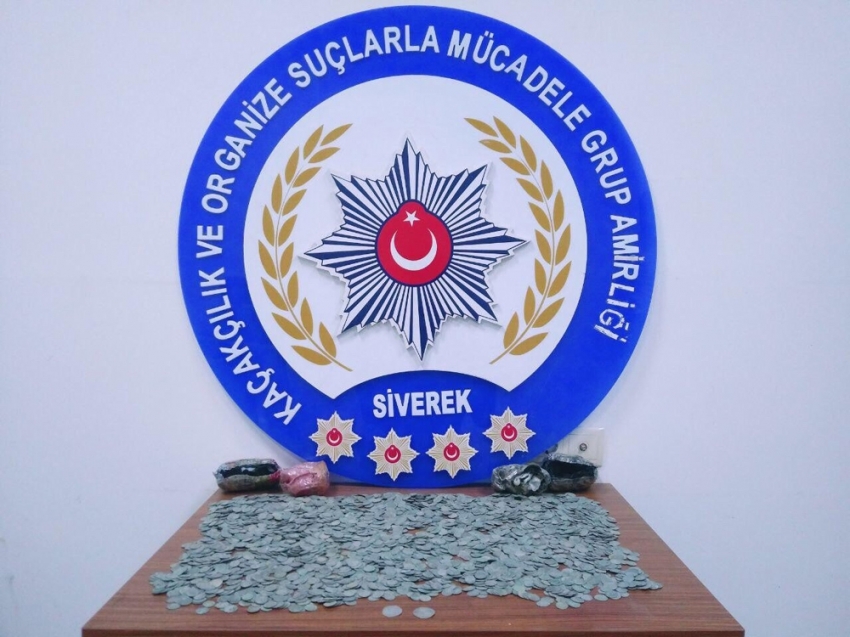 Şanlıurfa’da 4 bin 203 adet gümüş sikke ele geçirildi