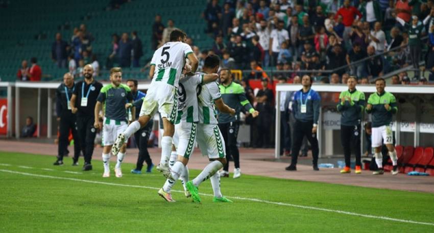 Konyaspor 3 puanı tek golle aldı