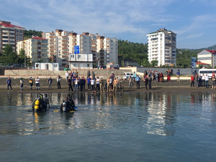 Serinlemek için denize giren öğrencinin cansız bedeni bulundu