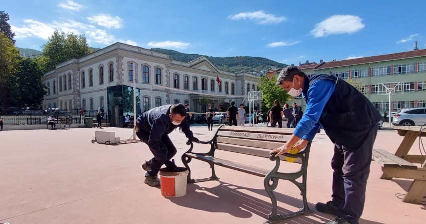 Osmangazi’den okullarda bakım ve onarım çalışması