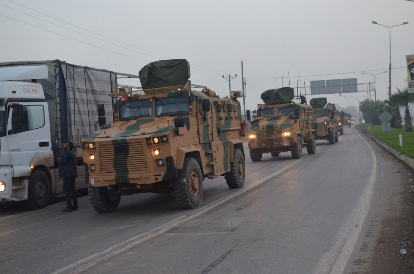 Hatay’dan Şanlıurfa sınırına askeri sevkiyat başladı