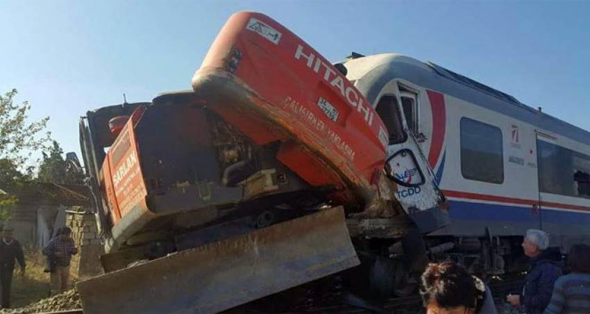 İzmir’de tren kazası: 5 yaralı