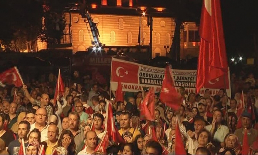 On binler Barbaros Meydanı’nda buluştu