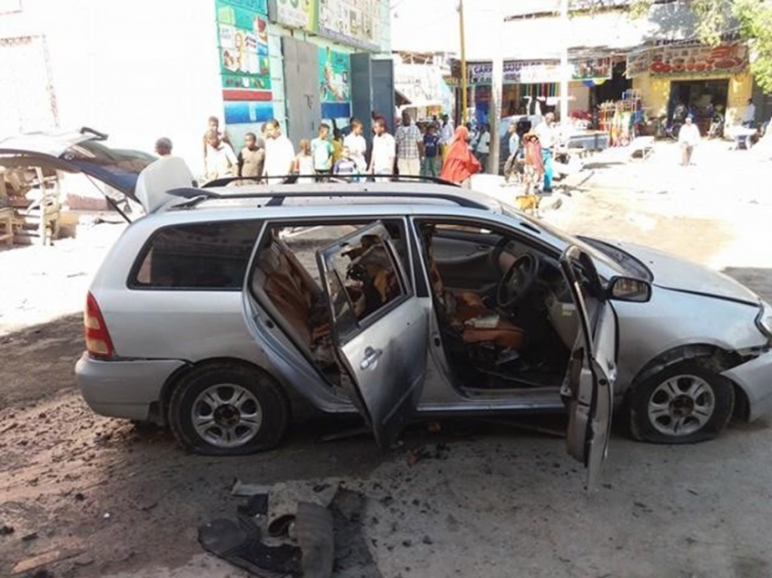 Somali’de insani yardım vakfında patlama: 2 yaralı