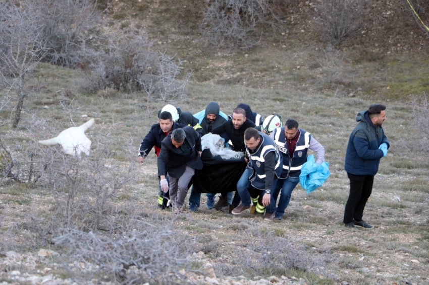 Preslenmiş varilden ceset çıktı