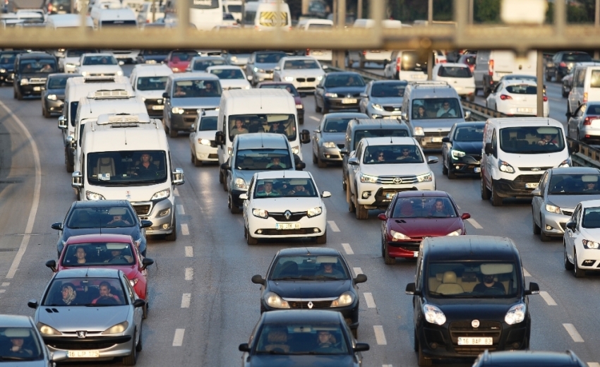 Trafiğe kayıtlı araç sayısı açıklandı