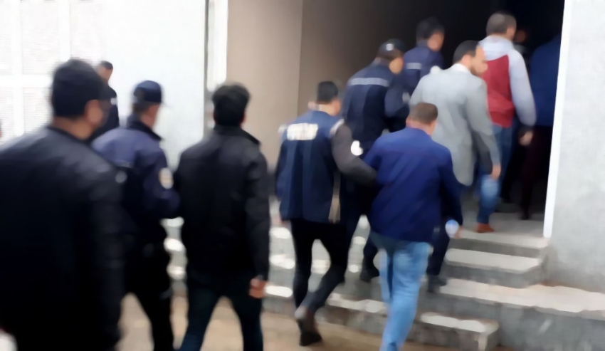 Hakkari merkezli FETÖ/PDY operasyonu: 9 gözaltı