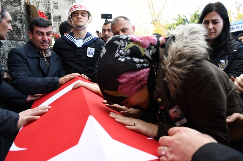 Şehit Astsubay Sinan Köse, son yolculuğuna uğurlandı