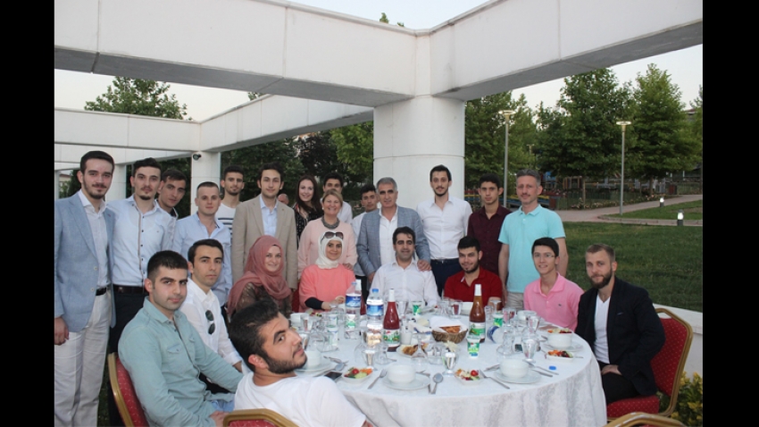 AK Parti Nilüfer'den birlik iftarı