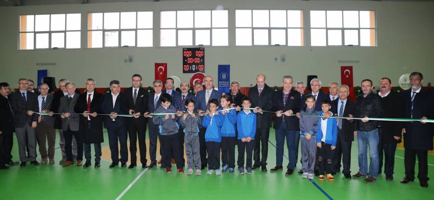 Büyükşehir’den bir spor salonu da Rotary İlkokulu’na