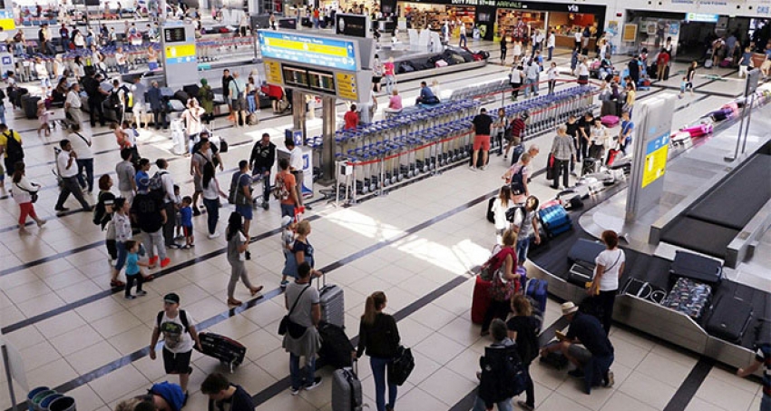 Turistler Türkiye'ye geri dönüyor