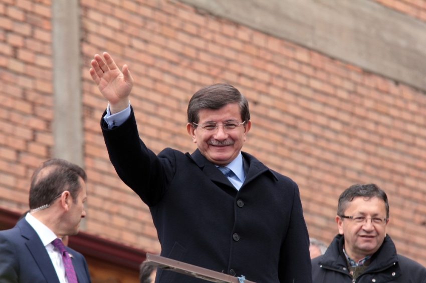 Davutoğlu Katar’a gidecek