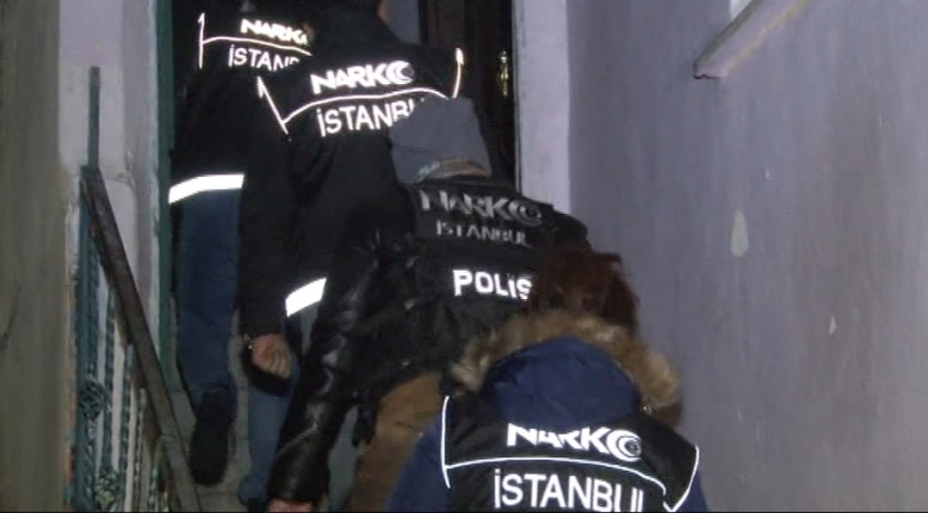 İstanbul'da şafak vakti narkotik operasyonu