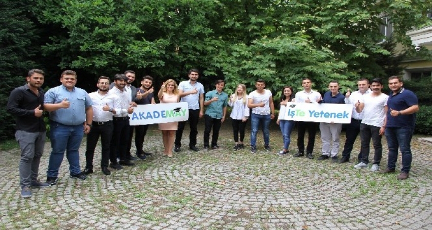 MAY Tohum gençleri geleceğe hazırlamaya devam ediyor