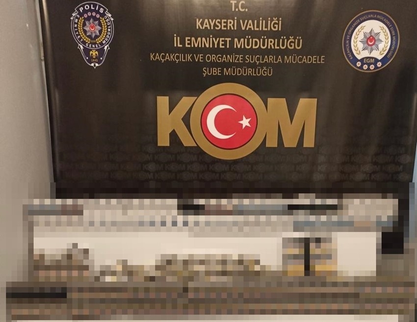 Polis sigara kaçakçılarına geçit vermedi