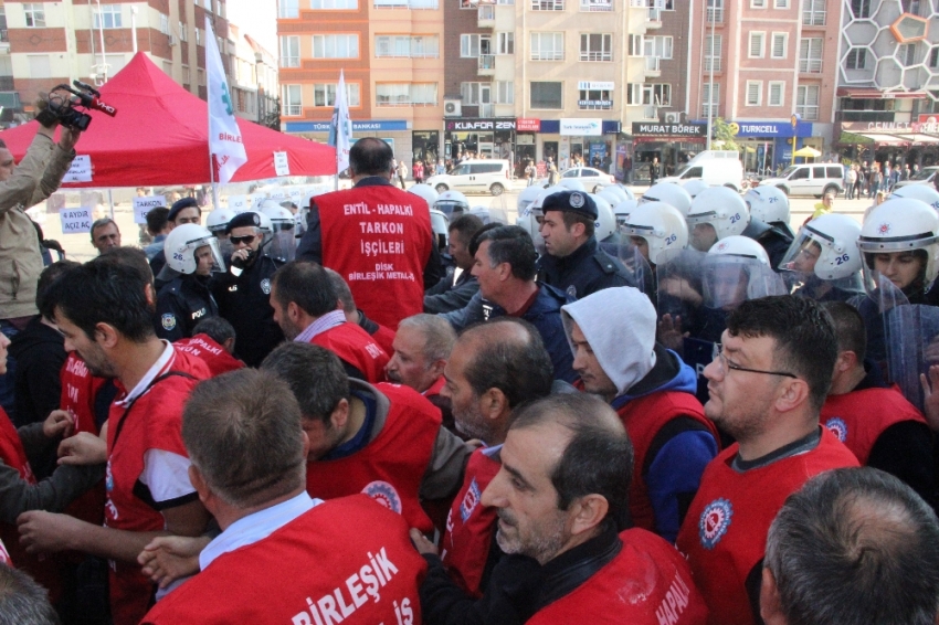 Birleşik Metal İş Genel Başkanı gözaltına alındı