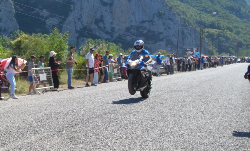 Festivalde motosiklet ve su sporları gösterileri nefes kesti