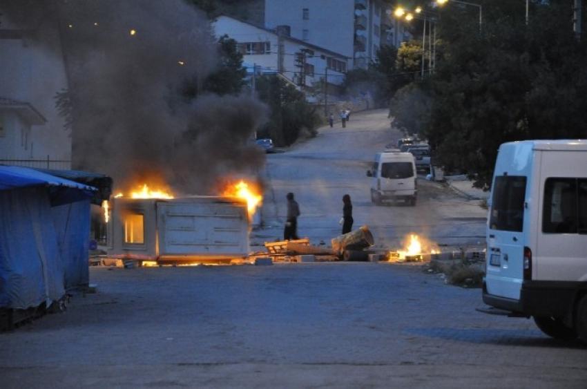 Tunceli’de izinsiz gösteri