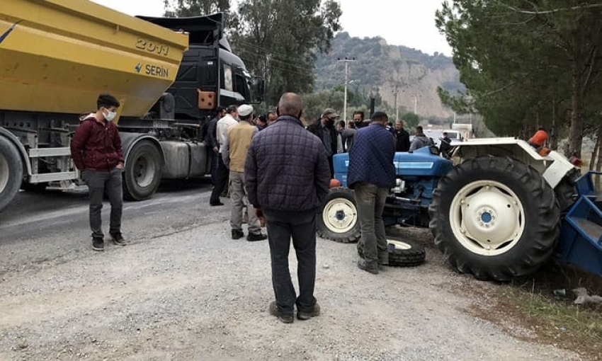 Traktörü metrelerce sürükledi: 1 ölü