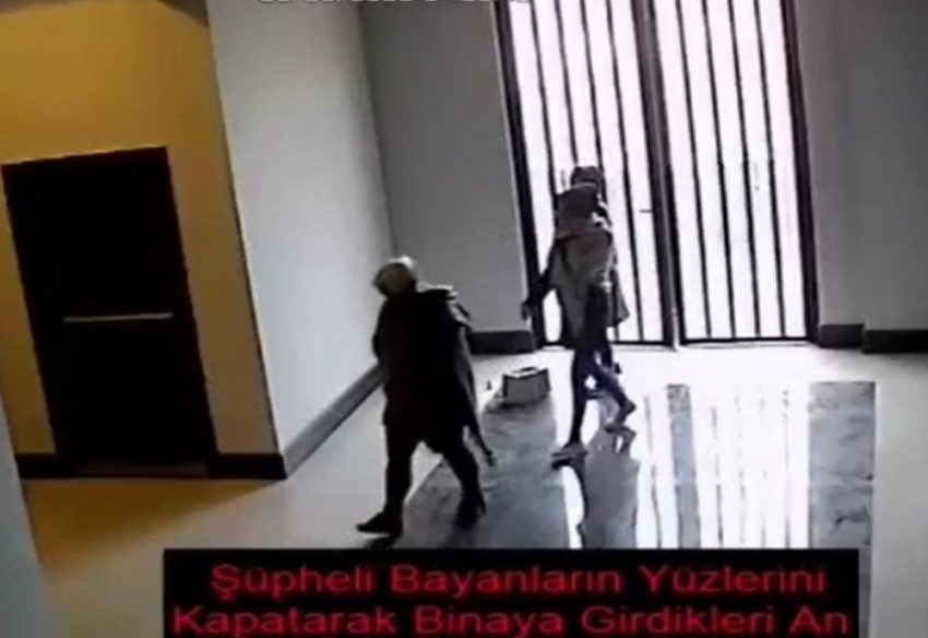 Kadın hırsızlar önce kameraya, sonra polise yakalandı