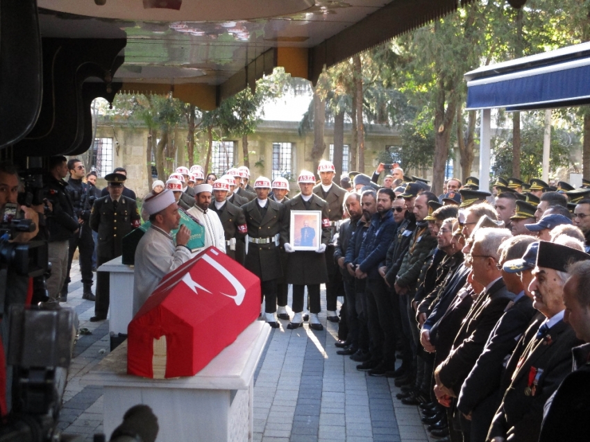 Süleyman Dilbirliği ve eşi son yolculuklarına uğurlandı