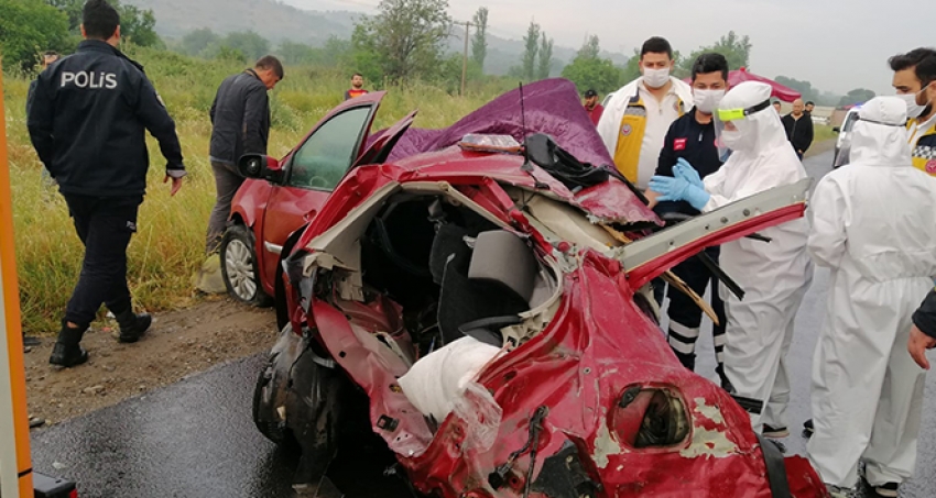 Trafik canavarını virüs de durduramadı! Bursa'da 15 kişi can verdi