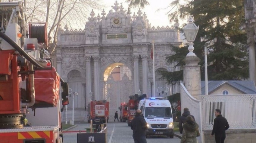 17 yaşındaki genç çatıya çıktı, söyledikleriyle polisleri şaşkına çevirdi