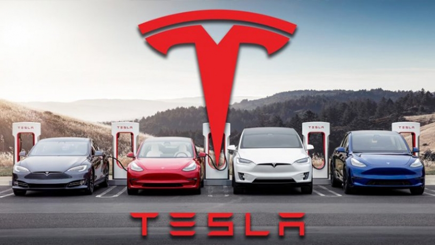 Tesla 14 bin 684 aracını geri çağırdı