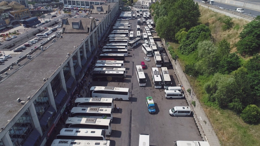 Tatil dönüş yoğunluğu havadan görüntülendi