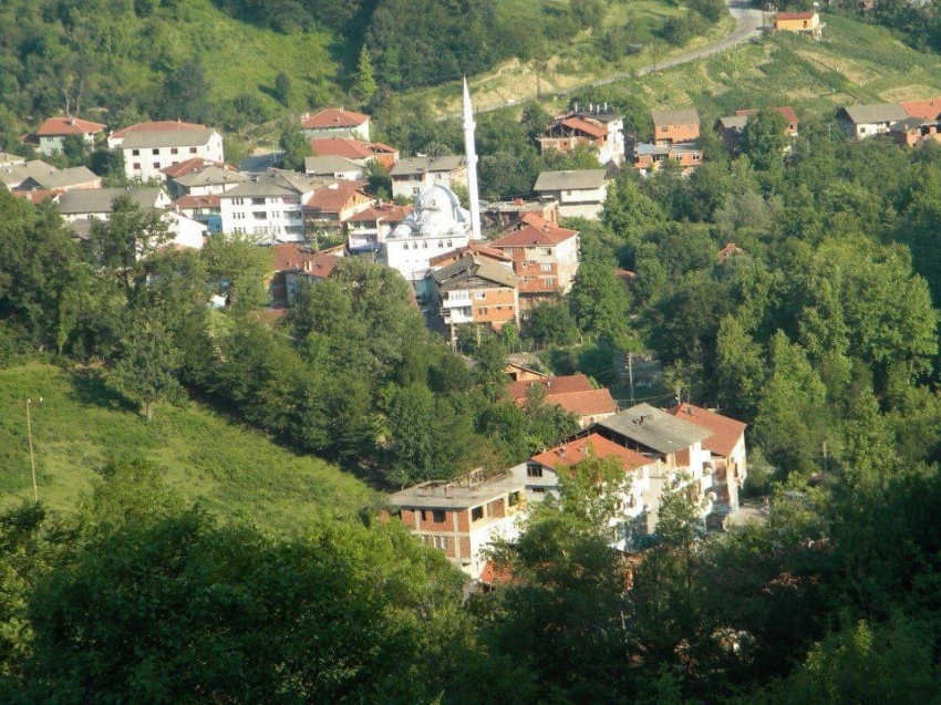 Pozitif vakaların bulunduğu köyde halk pazarının kurulması yasaklandı